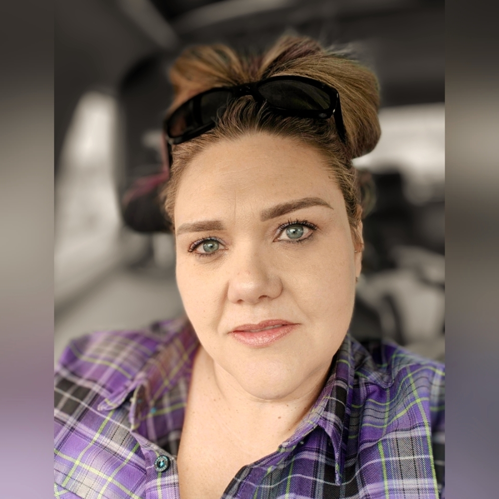 Meet your Posher, Nikki